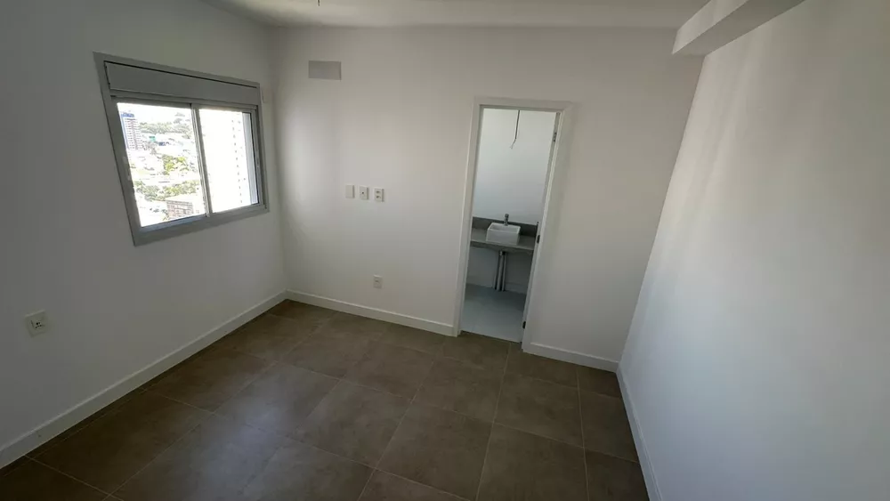 Apartamento, 3 quartos, 137 m² - Foto 1