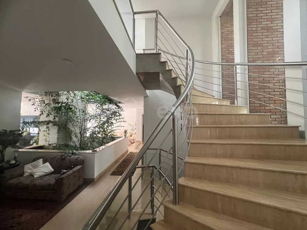 Casa, 4 quartos, 665 m² - Foto 1