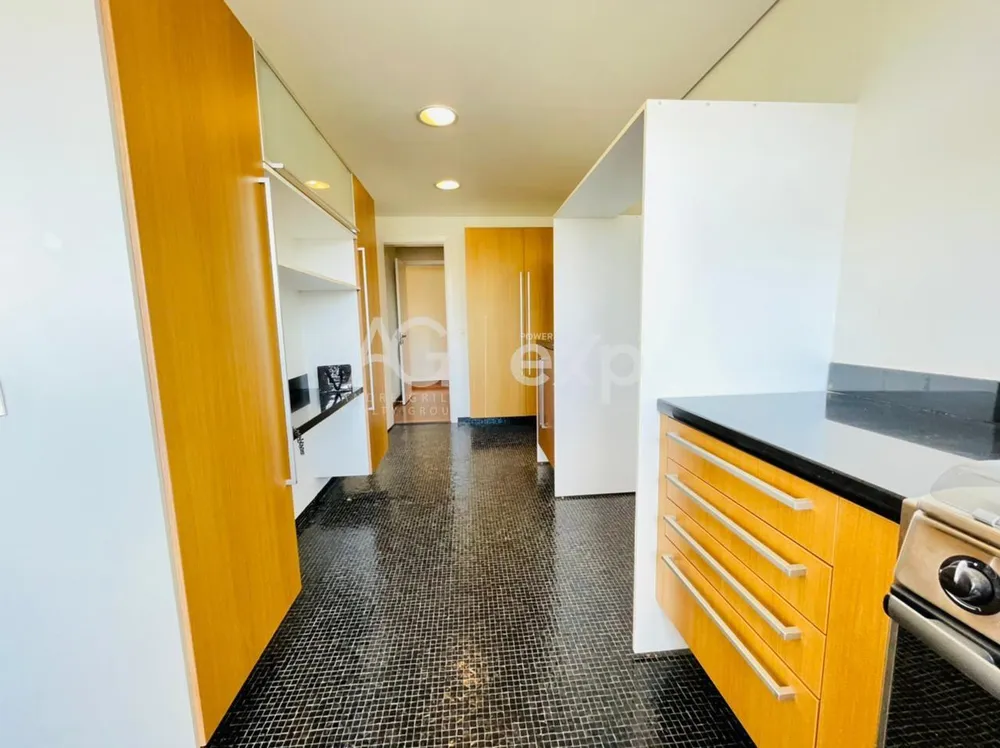 Apartamento, 3 quartos, 215 m² - Foto 3