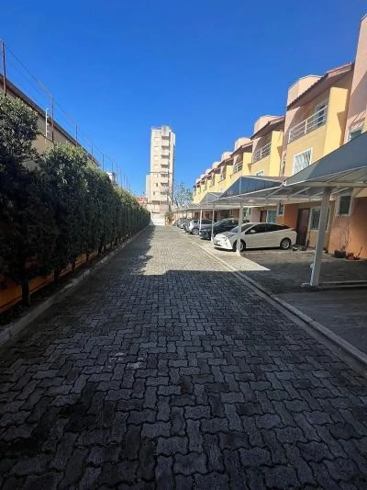 Sobrado, 4 quartos, 108 m² - Foto 1
