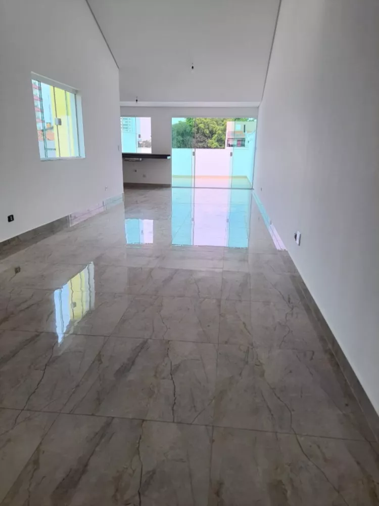 Cobertura, 3 quartos, 182 m² - Foto 2