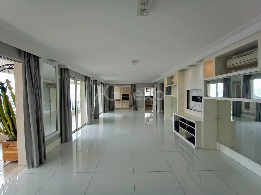 Apartamento, 3 quartos, 351 m² - Foto 2