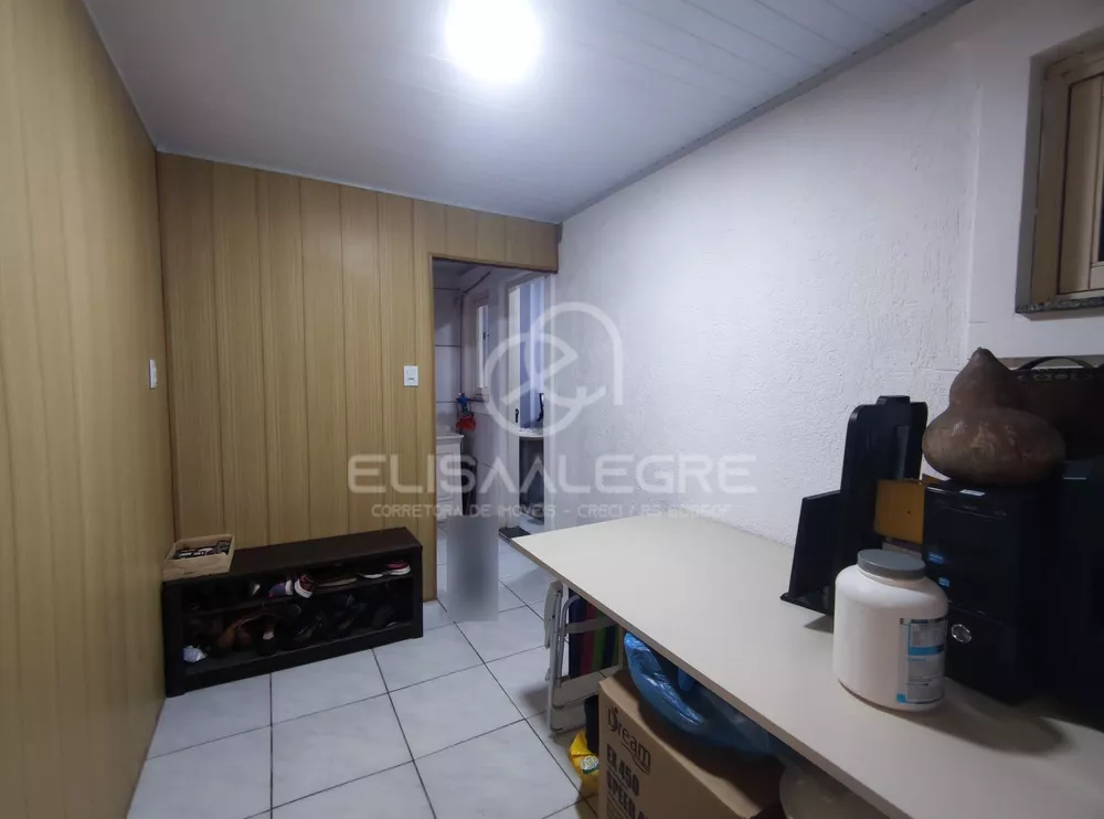 Casa à venda com 2 quartos, 70m² - Foto 14