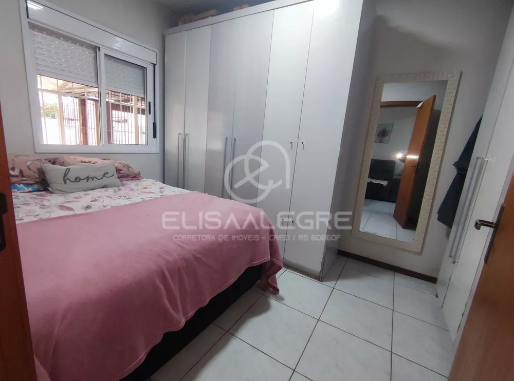 Casa à venda com 2 quartos, 70m² - Foto 4