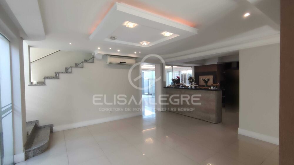 Casa, 3 quartos, 267 m² - Foto 2