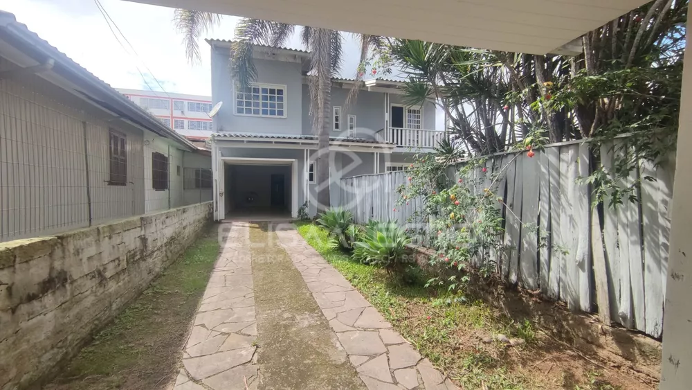 Sobrado à venda com 4 quartos, 243m² - Foto 4