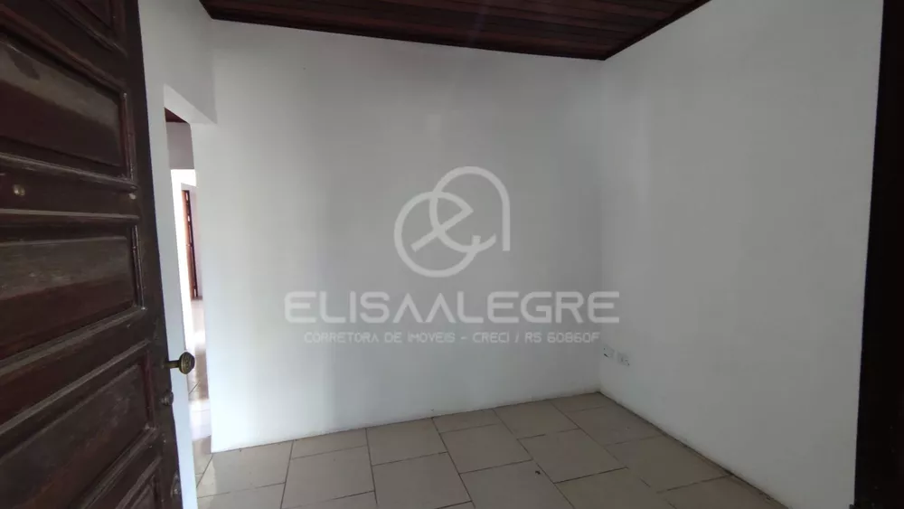 Casa à venda com 2 quartos, 90m² - Foto 2