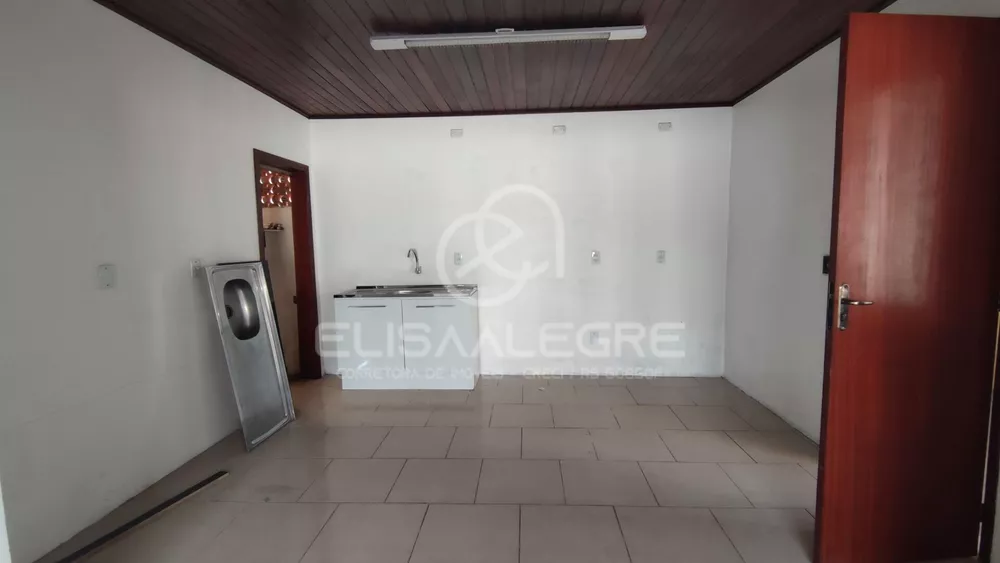 Casa à venda com 2 quartos, 90m² - Foto 10