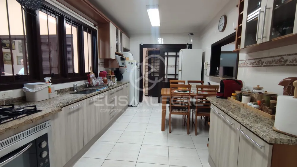 Casa, 3 quartos, 315 m² - Foto 11
