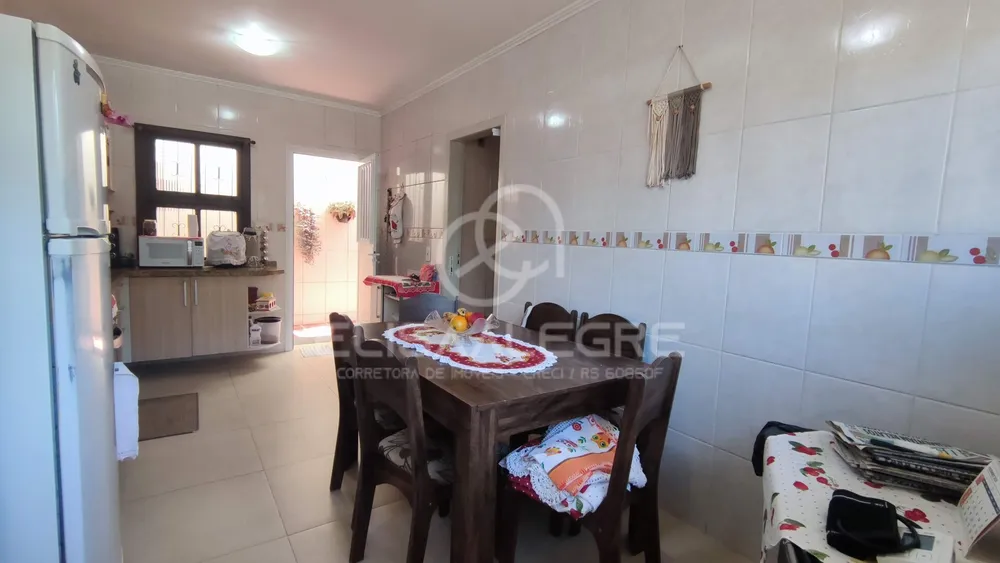 Casa, 4 quartos, 130 m² - Foto 1