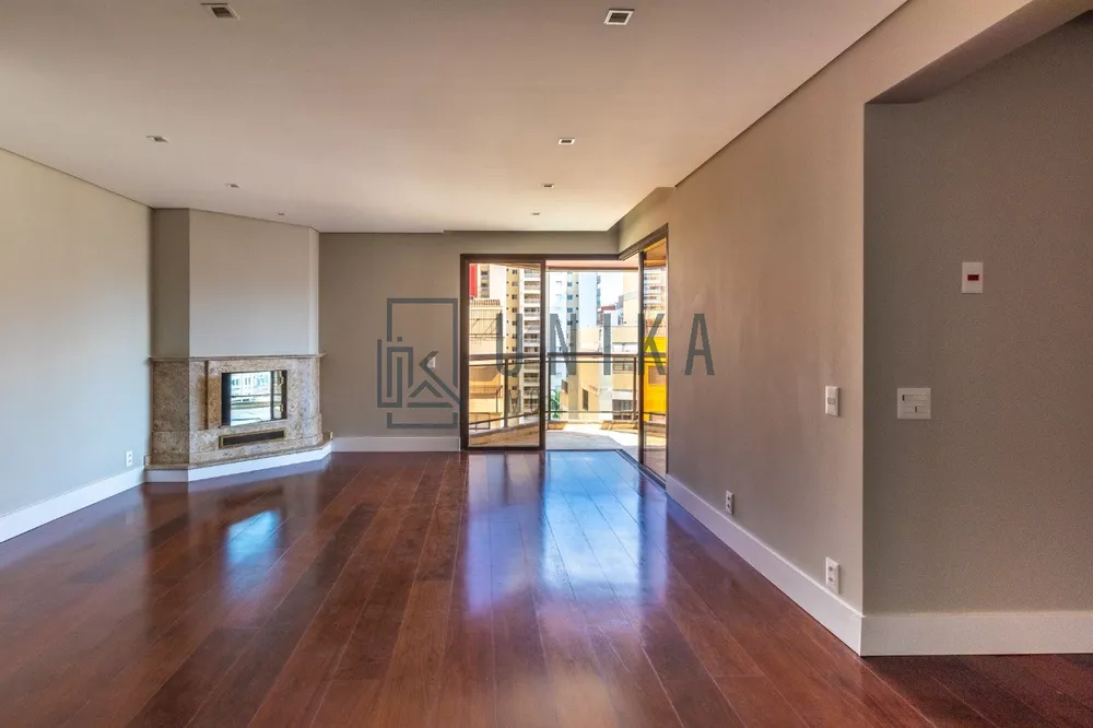 Cobertura, 4 quartos, 244 m² - Foto 2