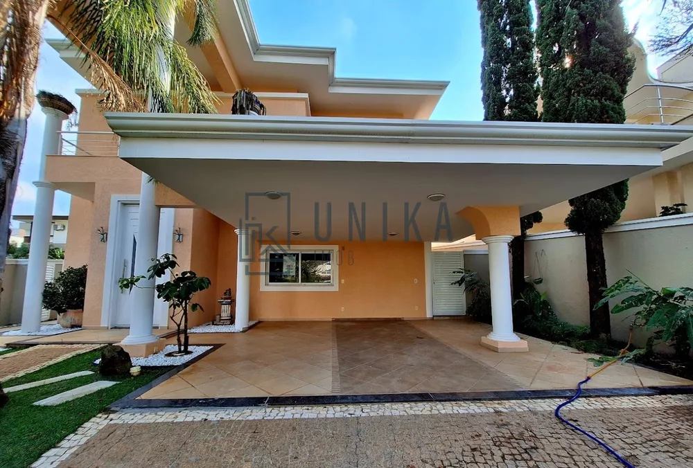 Casa, 4 quartos, 240 m² - Foto 1