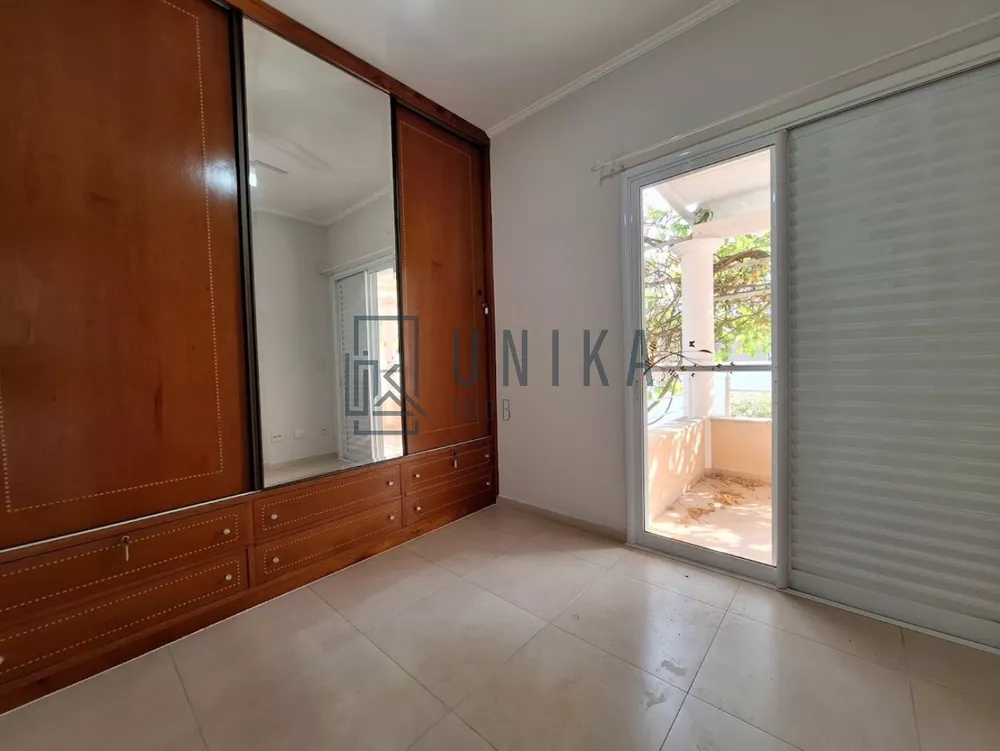 Casa, 4 quartos, 240 m² - Foto 10