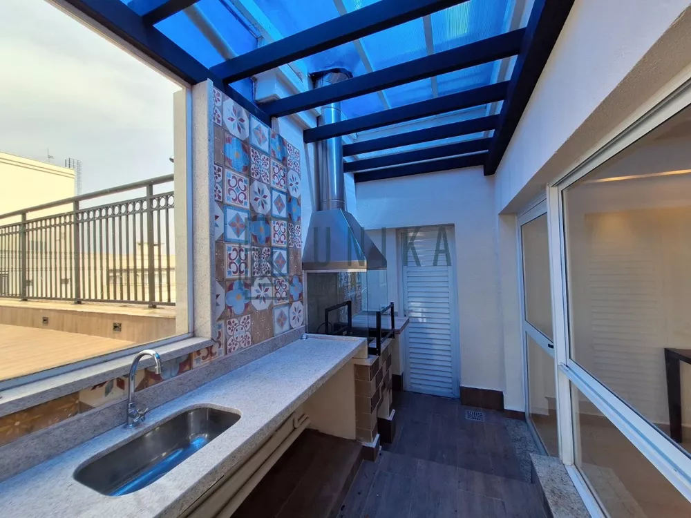 Cobertura, 3 quartos, 210 m² - Foto 2