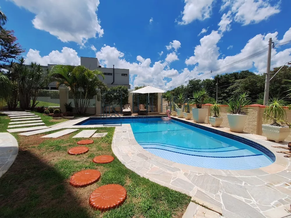 Casa, 4 quartos, 585 m² - Foto 1