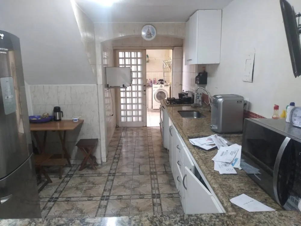 Casa, 2 quartos, 220 m² - Foto 1