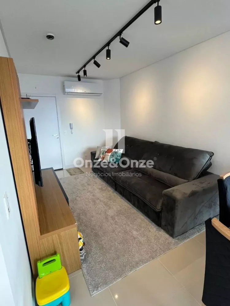 Apartamento à venda com 3 quartos, 98m² - Foto 2