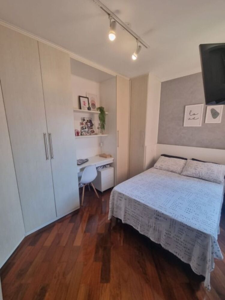 Sobrado, 3 quartos, 258 m² - Foto 1