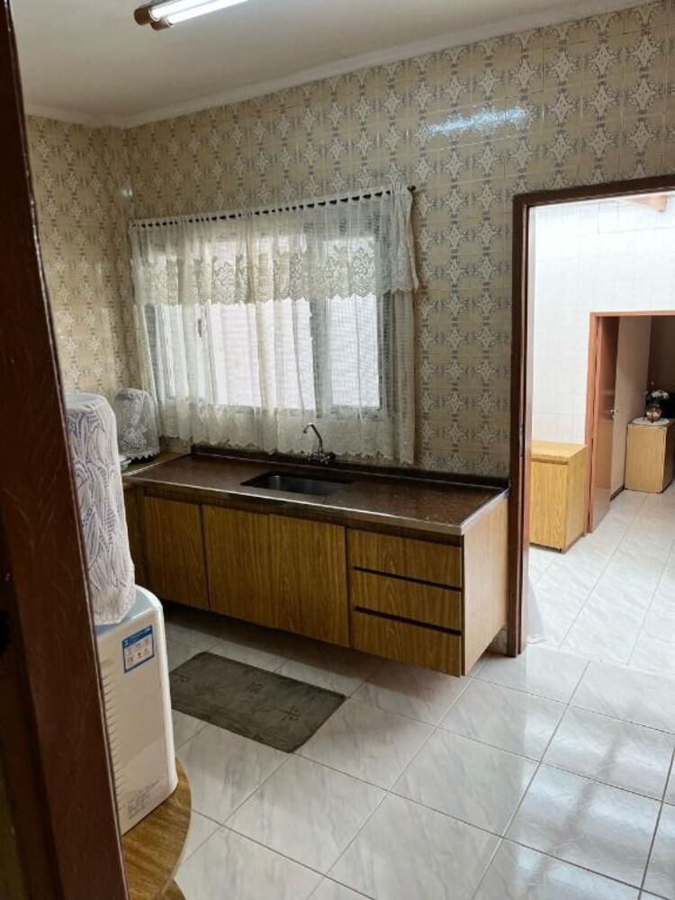 Casa, 3 quartos, 193 m² - Foto 1