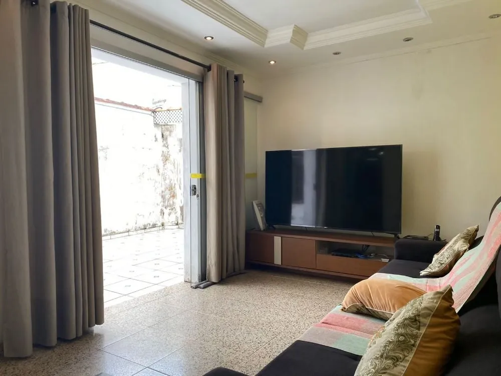 Sobrado, 3 quartos, 220 m² - Foto 2
