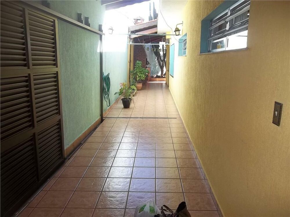 Casa, 3 quartos, 173 m² - Foto 1