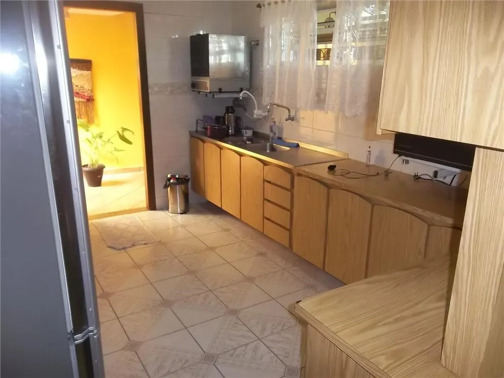 Casa, 3 quartos, 173 m² - Foto 2