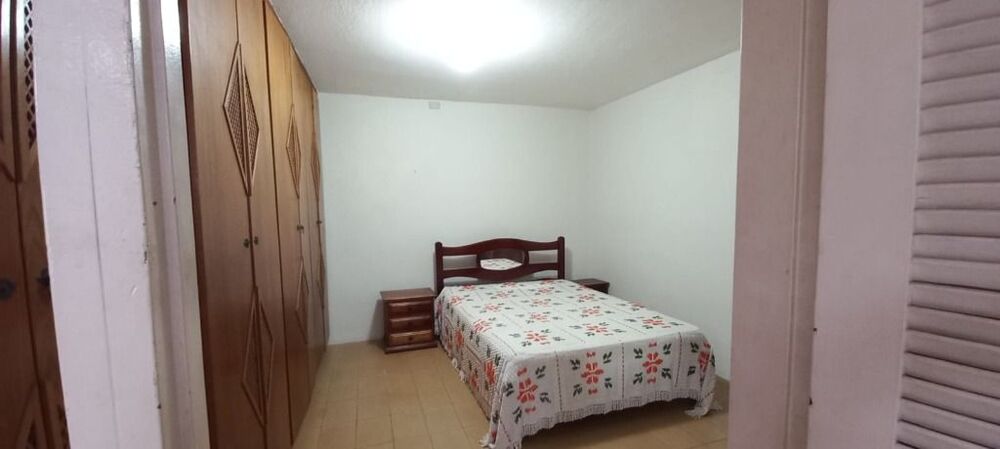 Casa, 3 quartos, 201 m² - Foto 1