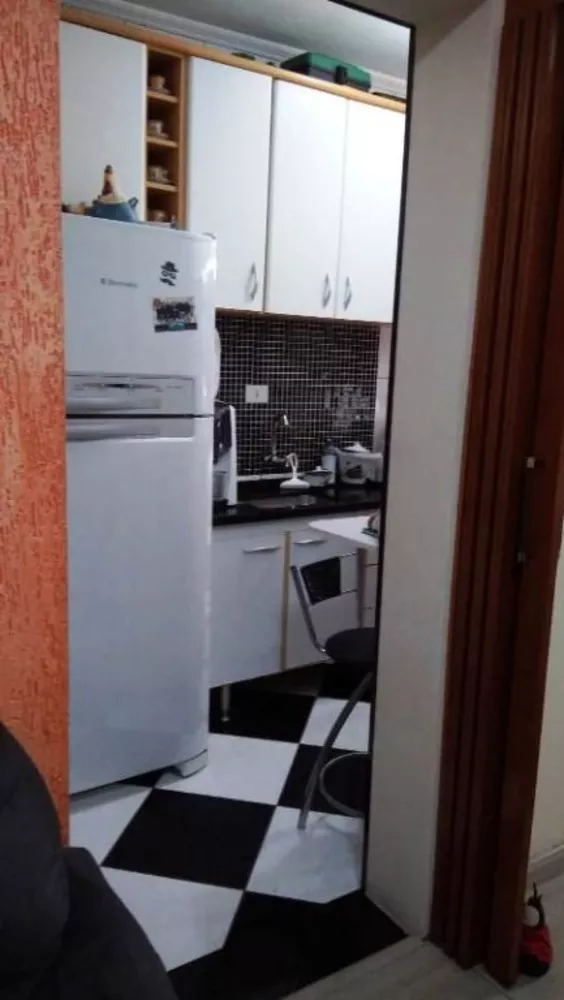 Apartamento à venda com 1 quarto, 30m² - Foto 7