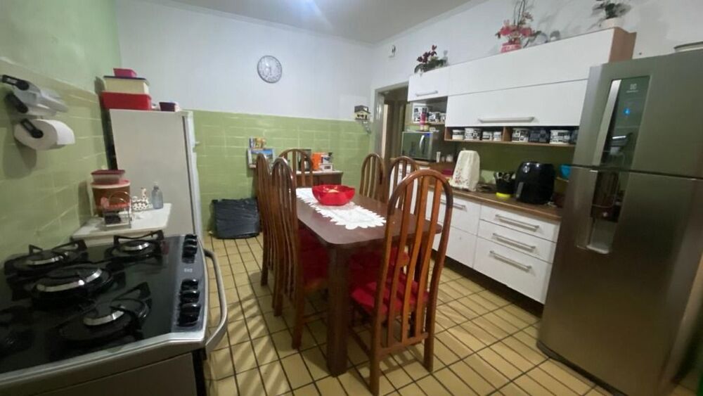 Casa, 2 quartos, 186 m² - Foto 1