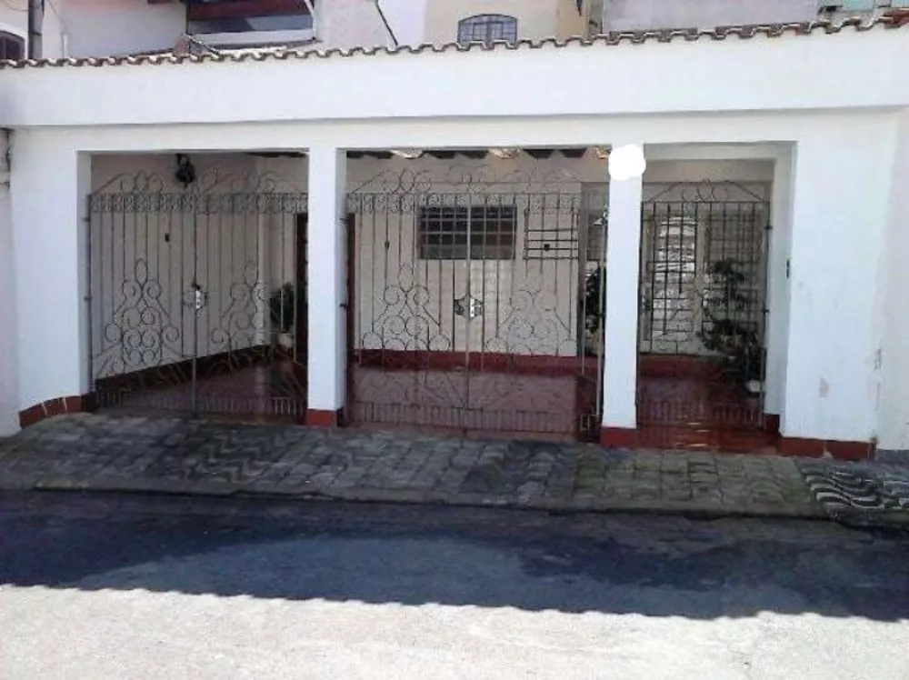 Casa à venda com 2 quartos, 111m² - Foto 1