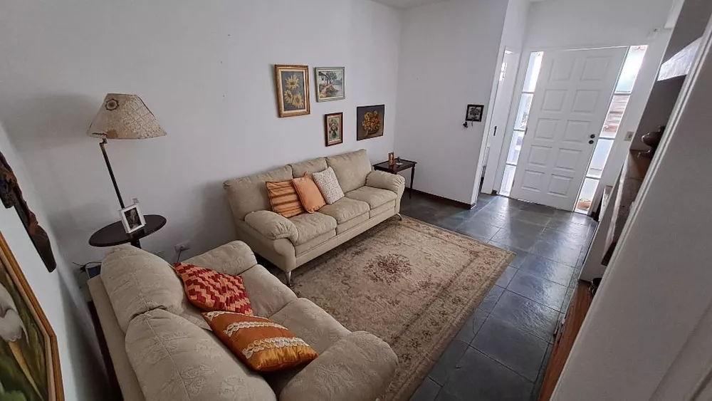 Casa à venda com 3 quartos, 149m² - Foto 4