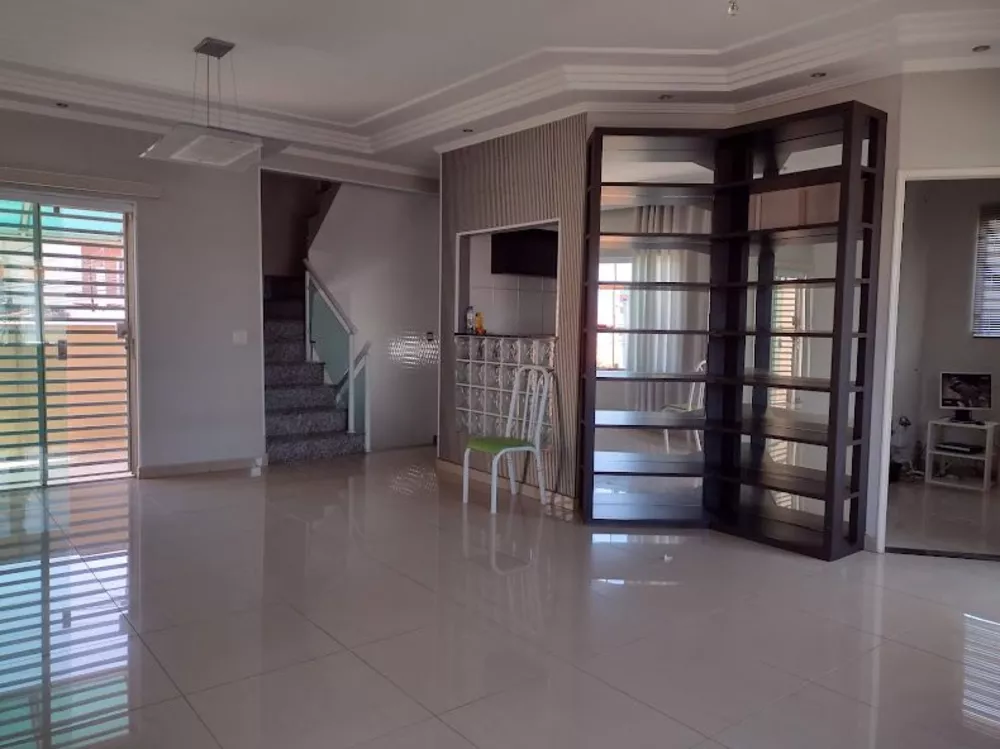 Sobrado à venda com 3 quartos, 207m² - Foto 5