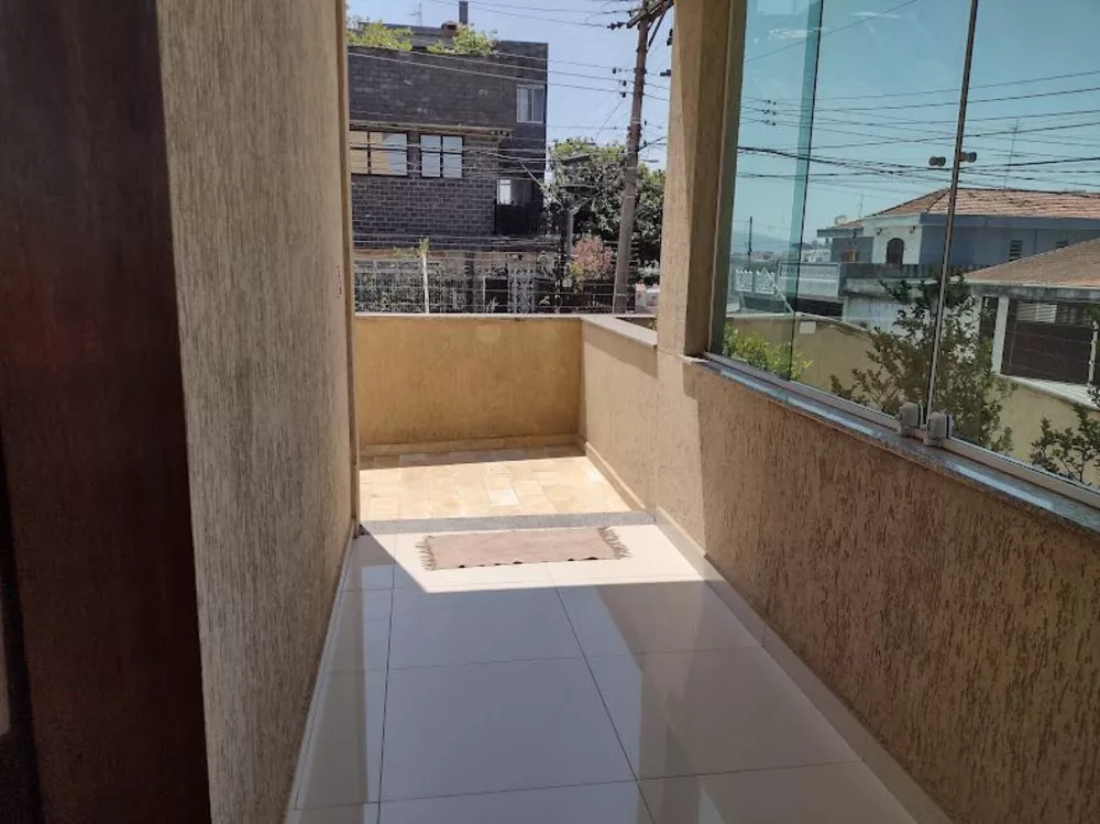 Sobrado à venda com 3 quartos, 207m² - Foto 2