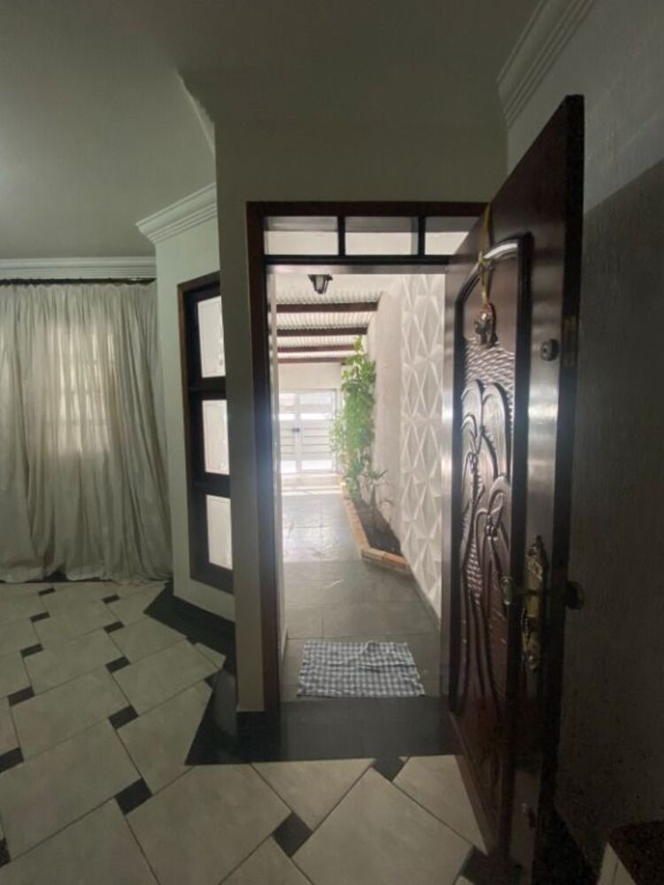 Sobrado, 4 quartos, 220 m² - Foto 2