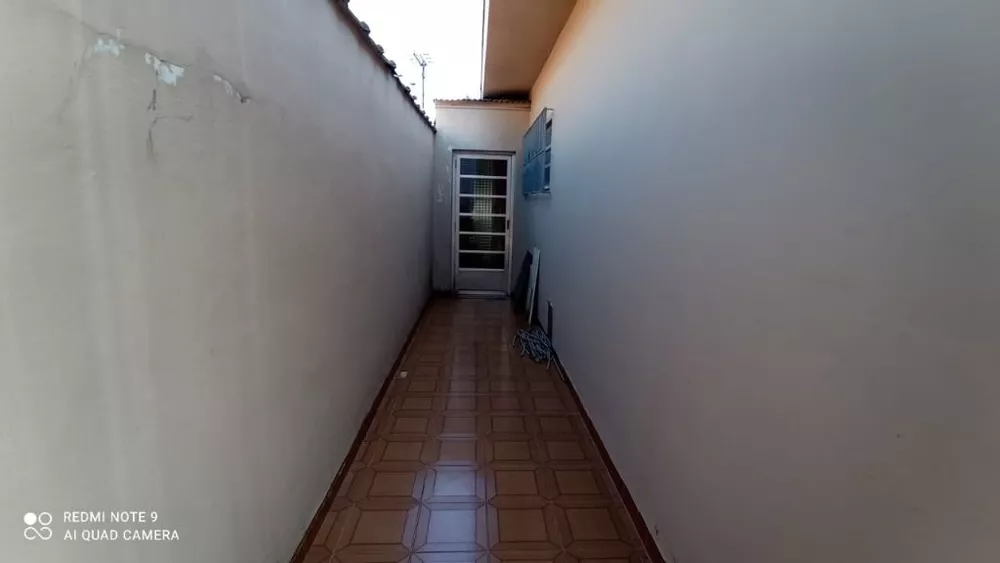 Casa à venda com 2 quartos, 167m² - Foto 11