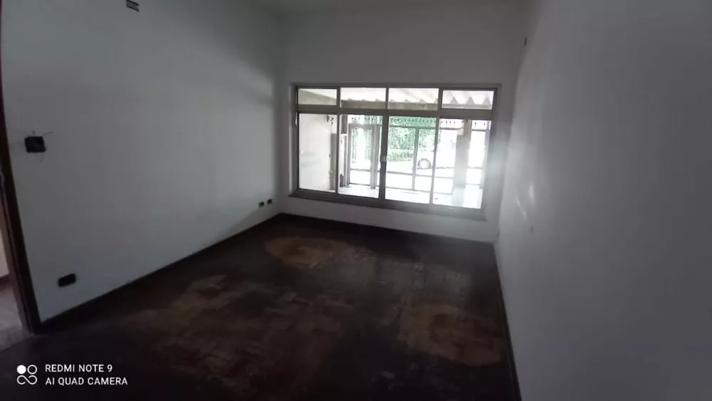 Casa à venda com 2 quartos, 167m² - Foto 2