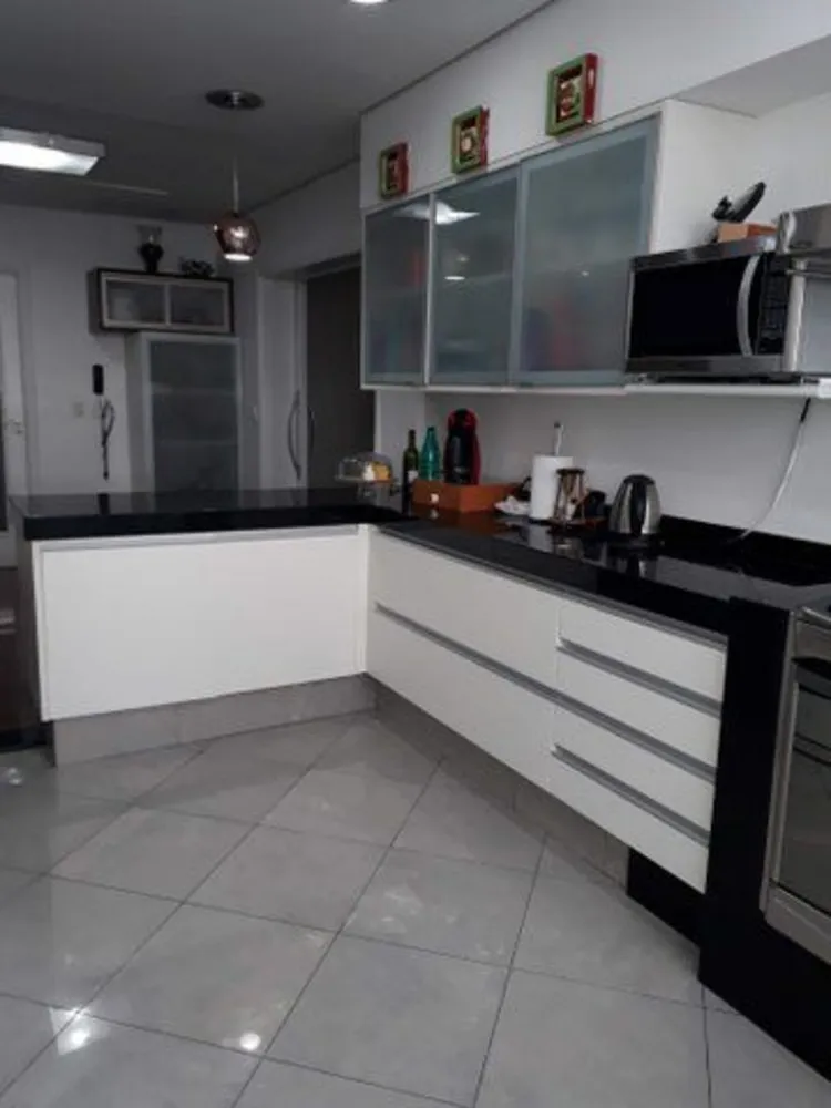 Apartamento, 3 quartos, 180 m² - Foto 1