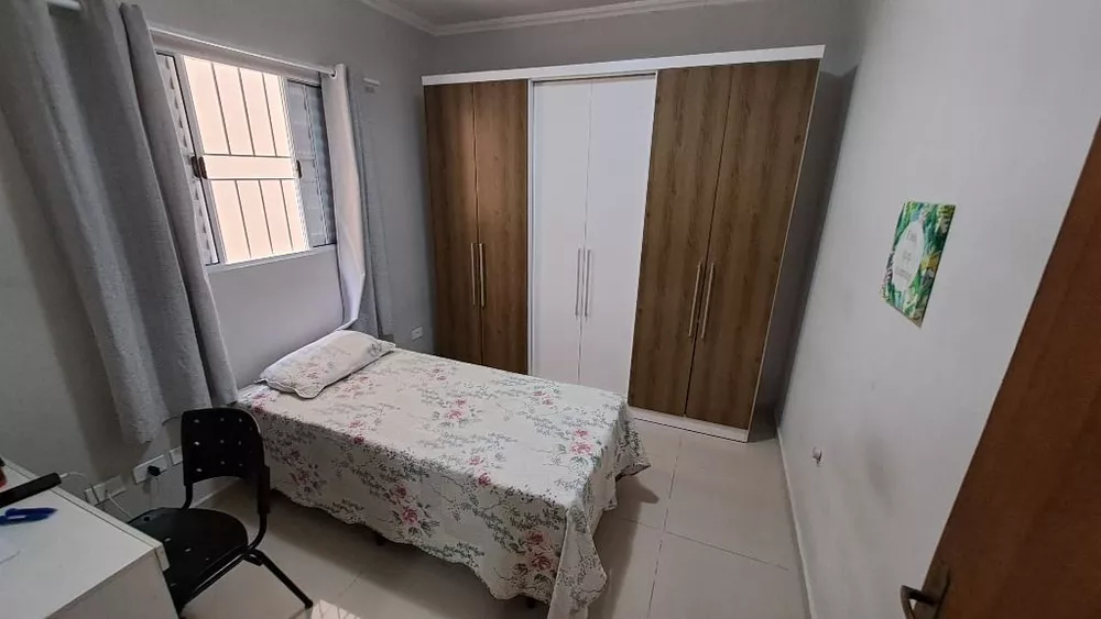 Casa à venda com 4 quartos, 200m² - Foto 9