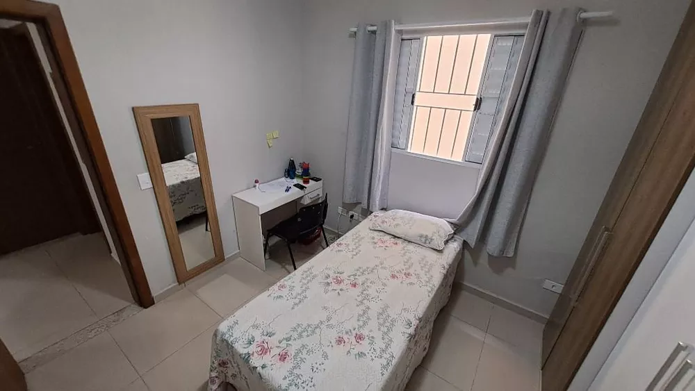 Casa à venda com 4 quartos, 200m² - Foto 10