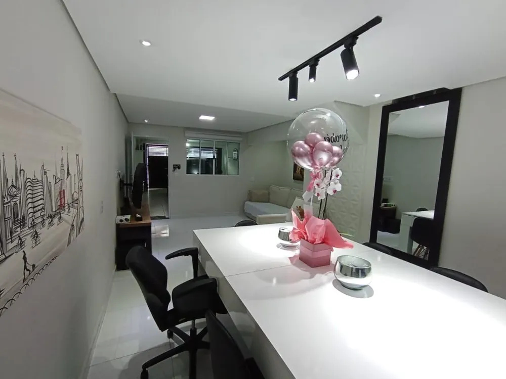 Sobrado, 3 quartos, 180 m² - Foto 2