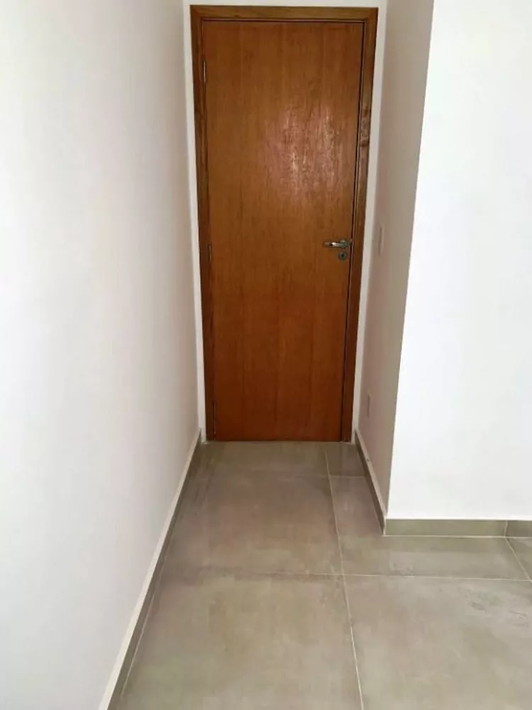 Apartamento à venda com 2 quartos, 43m² - Foto 2