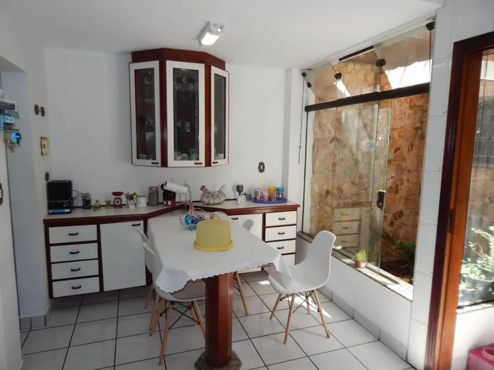 Sobrado, 3 quartos, 272 m² - Foto 6