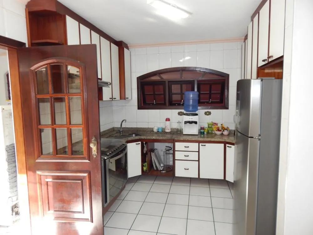 Sobrado, 3 quartos, 272 m² - Foto 4