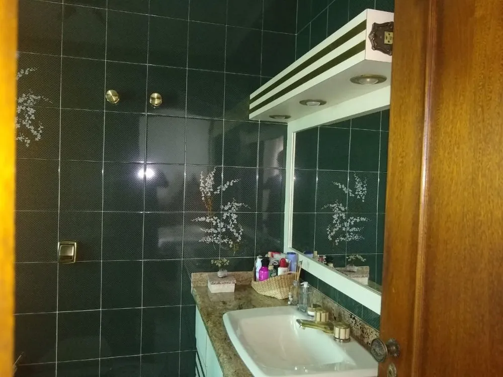 Sobrado, 4 quartos, 326 m² - Foto 2