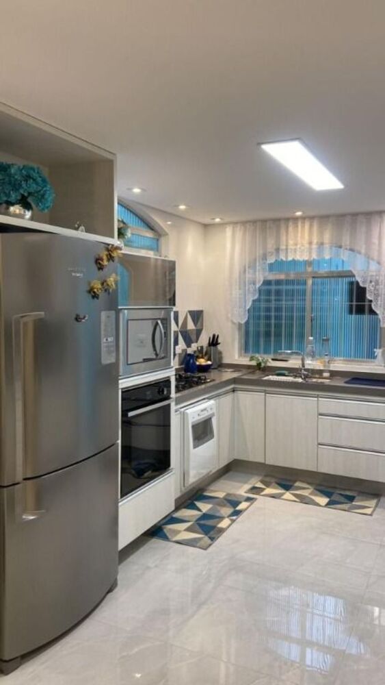 Sobrado, 3 quartos, 195 m² - Foto 2