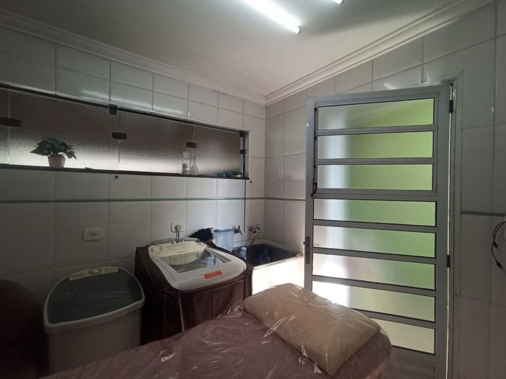 Sobrado, 3 quartos, 280 m² - Foto 1
