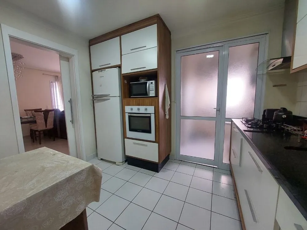 Apartamento, 3 quartos, 106 m² - Foto 2