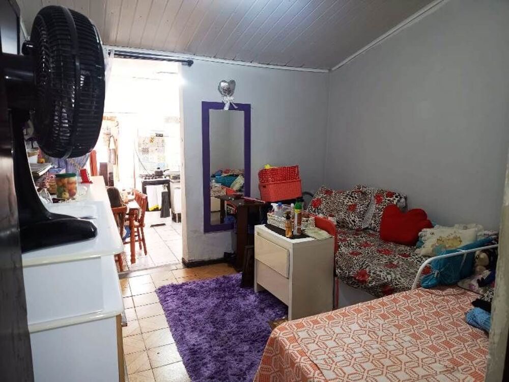 Casa à venda com 2 quartos, 70m² - Foto 3