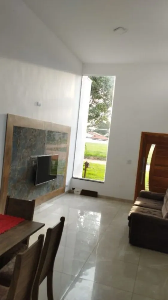 Casa, 4 quartos, 163 m² - Foto 1