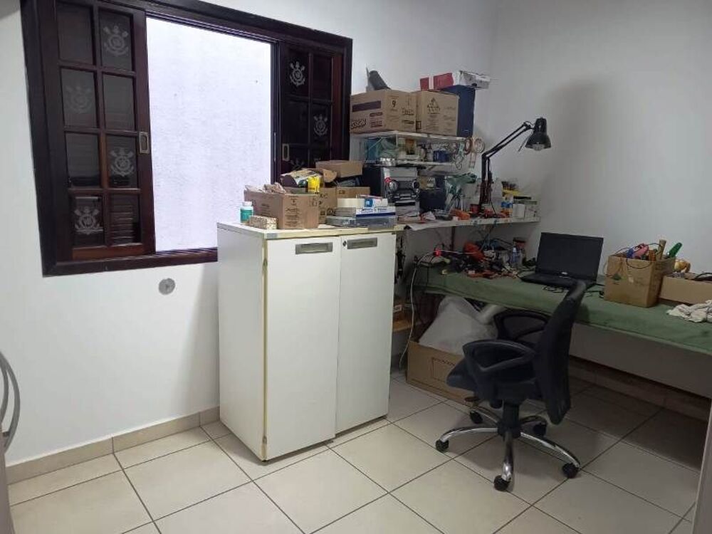 Sobrado, 3 quartos, 304 m² - Foto 1